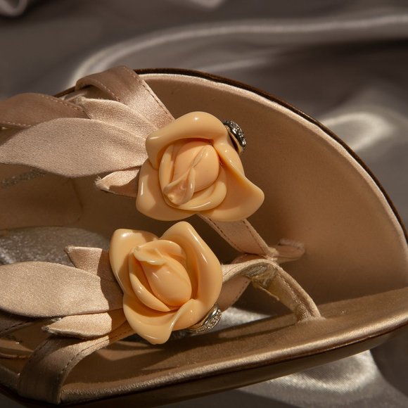 Extremely Rare Giuseppe Zanotti Pastel Pink Floral Sandal - Picture 6 of 7